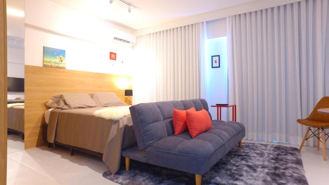 818 No Edf. Time, Ponta Apartamento *